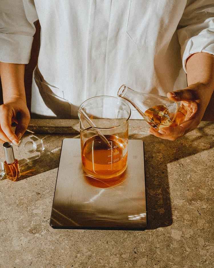 produção de perfume de luxo