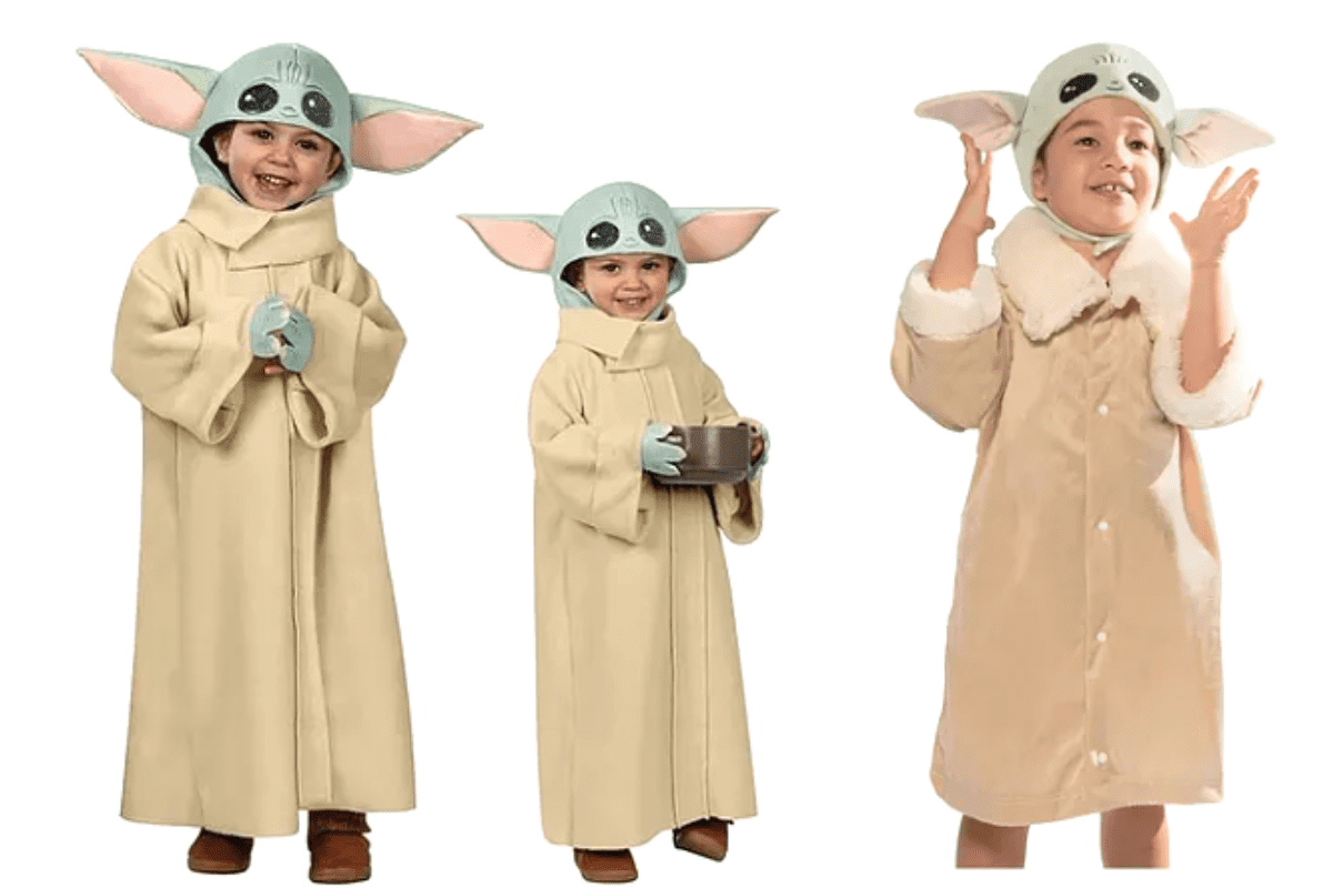 crianças com fantasia de baby yoda