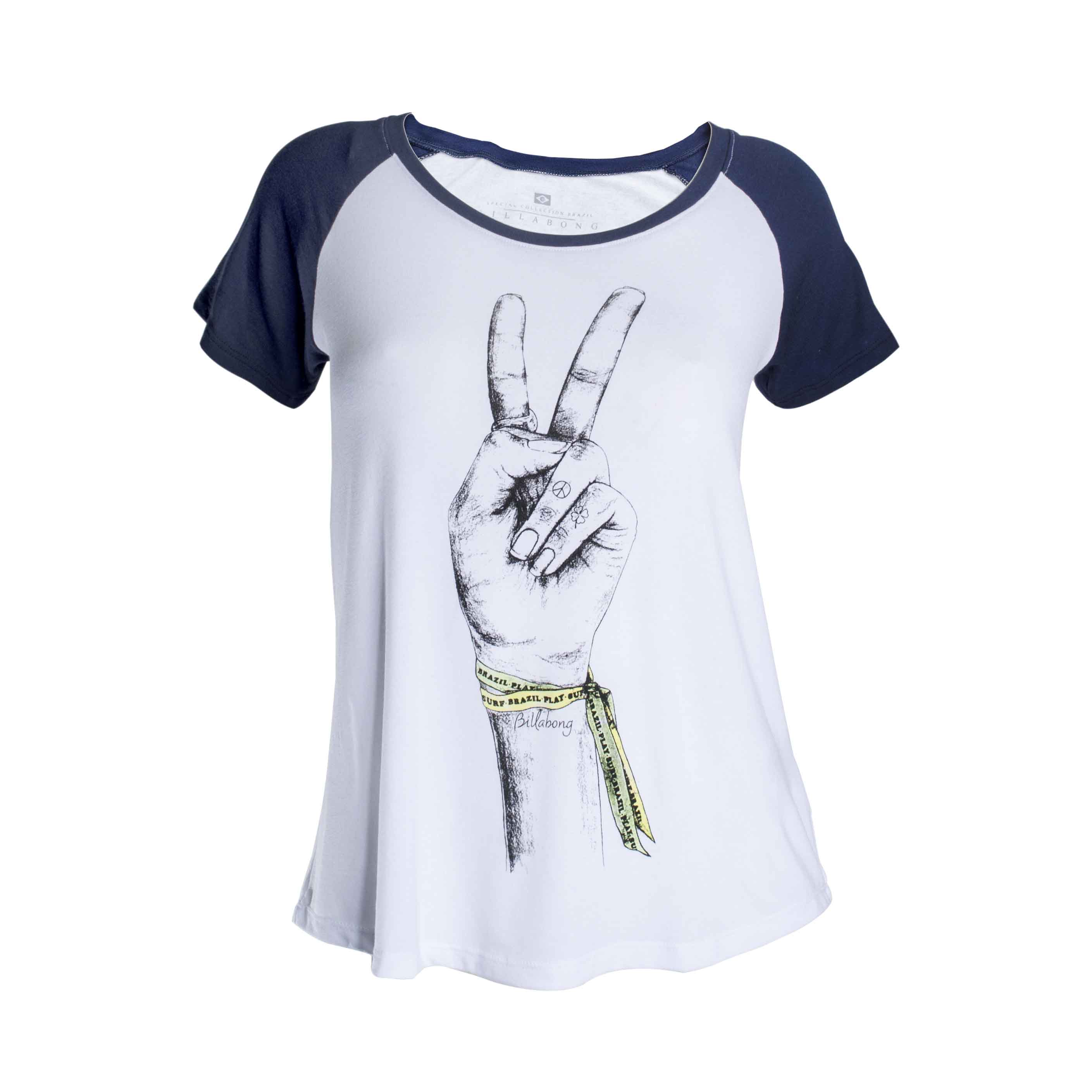 Camiseta feminina estampada com o símbolo de paz e amor.
