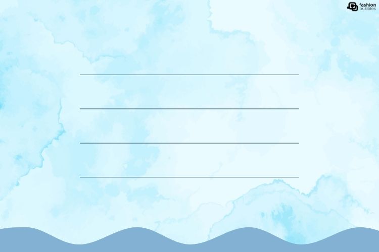 A imagem apresenta um fundo em tons de azul claro, reminiscentes de aquarela, com leves manchas e gradações de cor. Na parte inferior, há uma borda ondulada em um tom de azul mais escuro. Quatro linhas horizontais pretas estão centralizadas na imagem, ideais para texto. O logotipo "fashion bubbles" está no canto superior direito.







