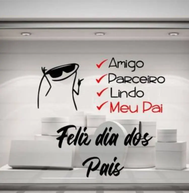 Adesivo divertido para vitrine. Vitrine branca.