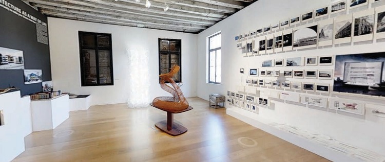 interior de exposição de arte da Saphira & Ventura Gallery