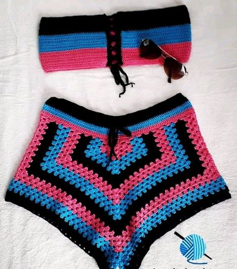 Short tipo freedom em rosa preto e azulo 