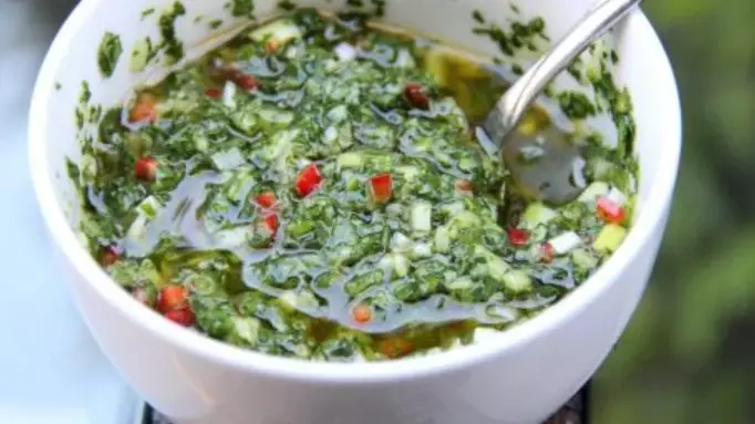 Molho chimichurri