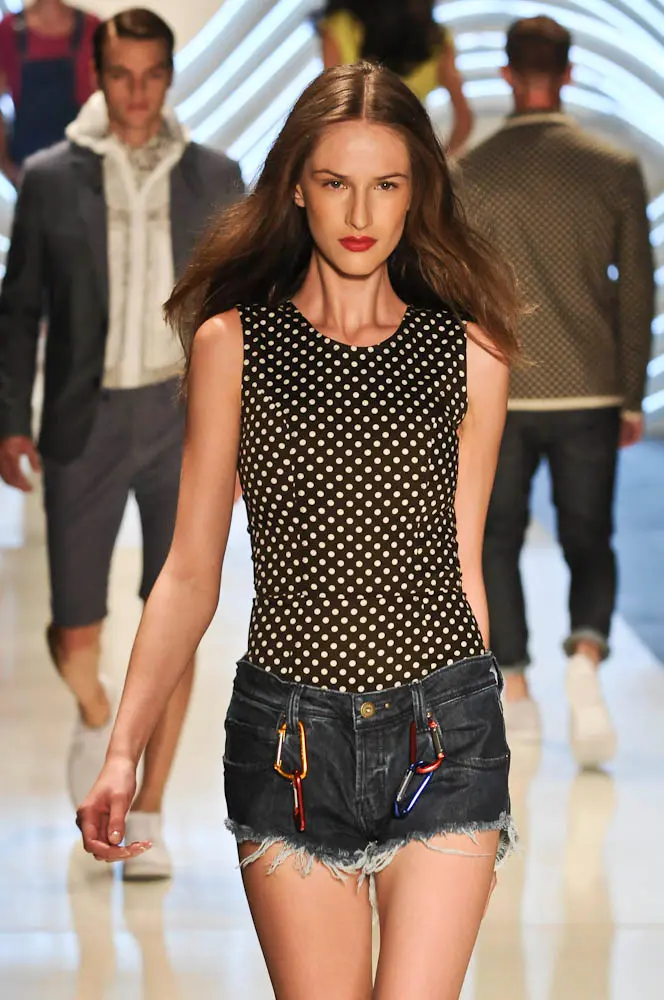 Colcci SPFW Verao 2012 (39)