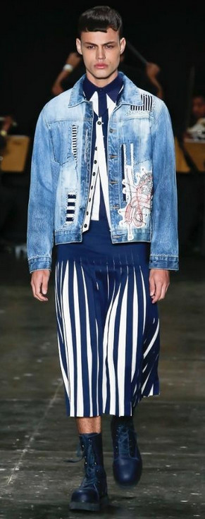 Looks Masculinos com saia no SPFW 41 João Pimenta