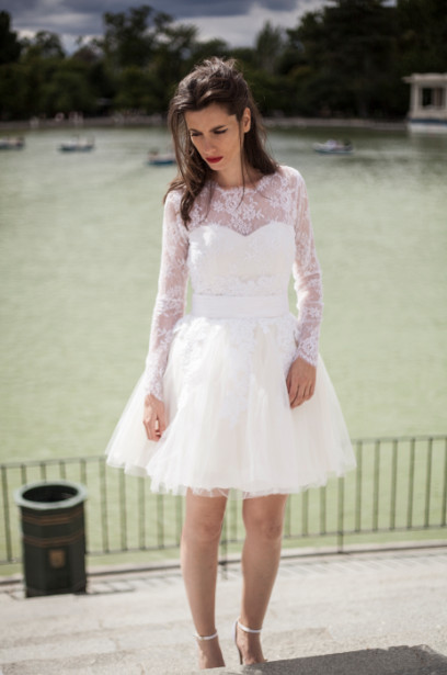 Vestido de noiva curto Carol Hungria