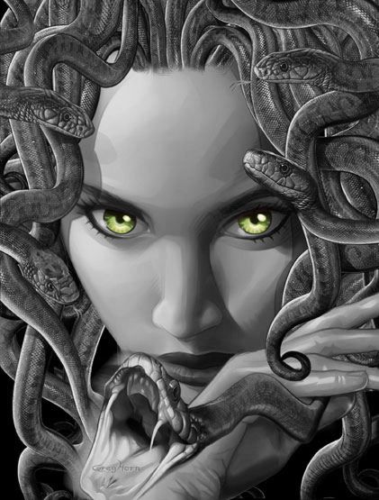 Medusa com olhos verdes