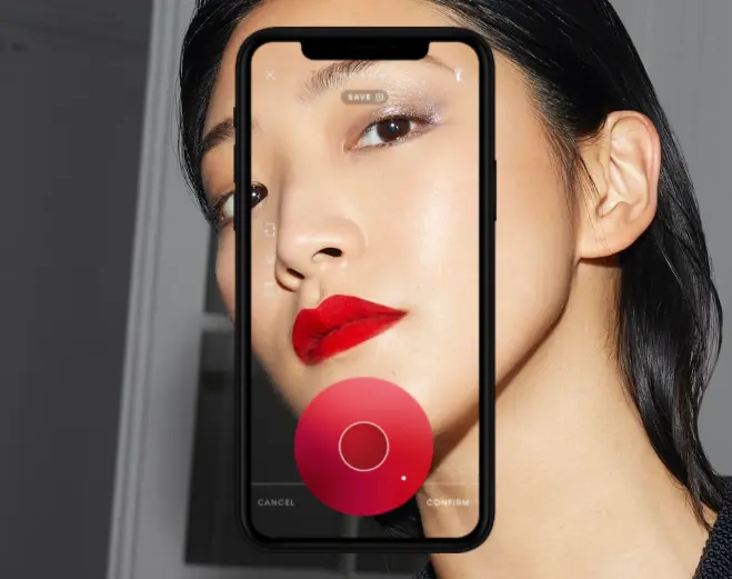 Campanha do aplicativo Yves Saint Laurent Rouge Sur Mesure
