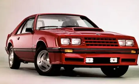 FORD MUSTANG2