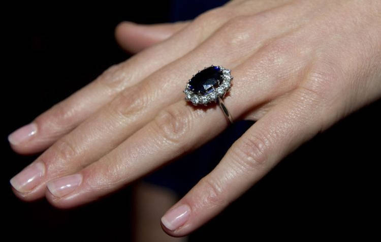 Anel de noivado Kate Middleton