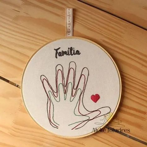 Bordado para a família