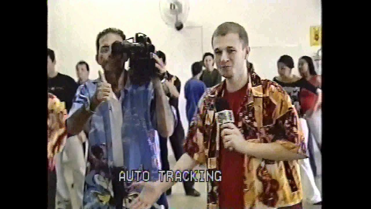 Tiago Leifert na TV Vanguarda - Reprodução