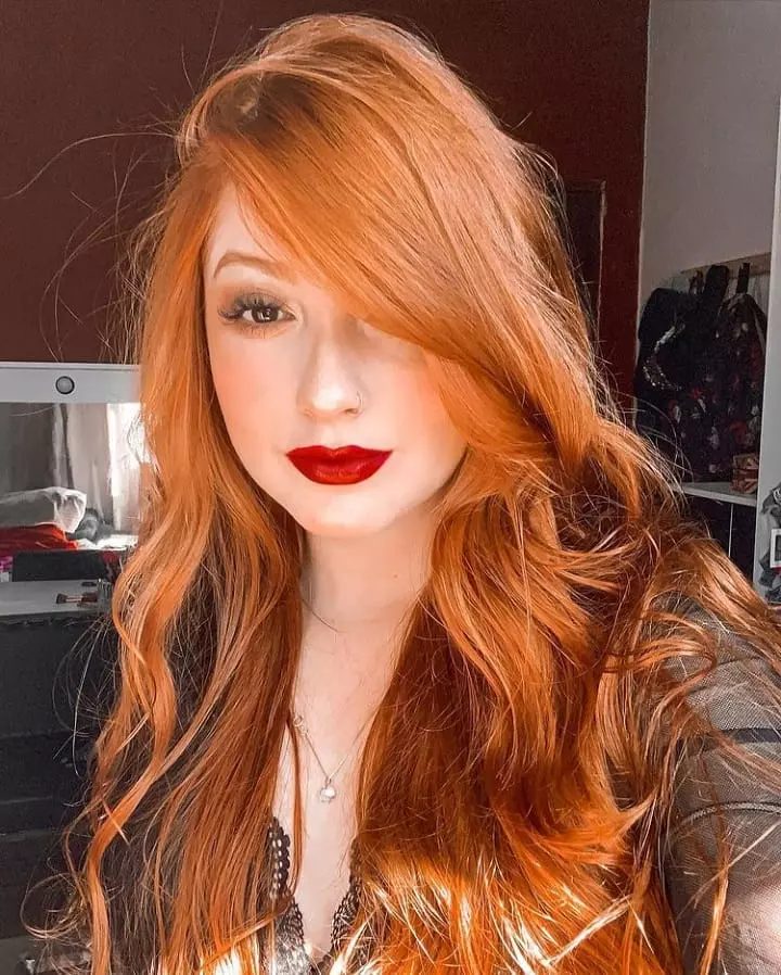 cabelo ruivo acobreado