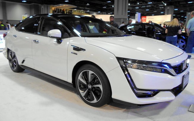clarity-fuel-cell-honda-salao-2016