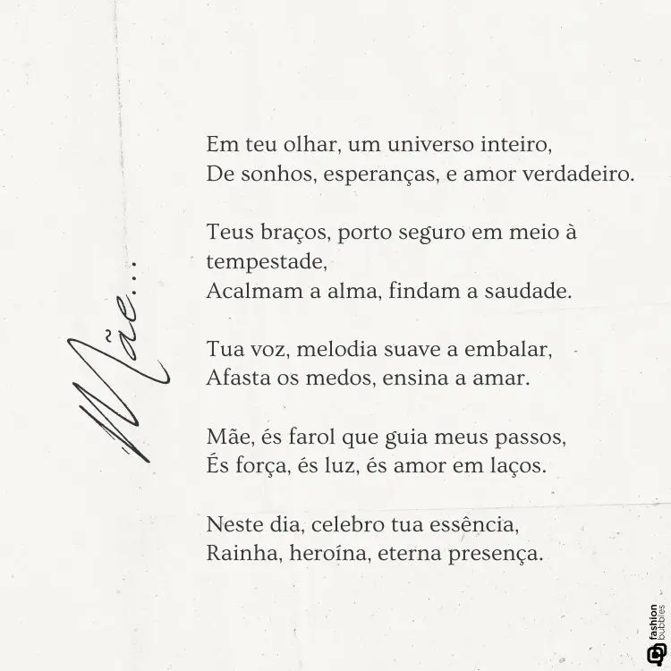 Imagem com fundo bege texturizado trazendo um poema sobre o amor de mãe. À esquerda, a palavra "Mãe..." está escrita em uma fonte cursiva. O texto poético ocupa o centro em uma fonte serifada elegante.