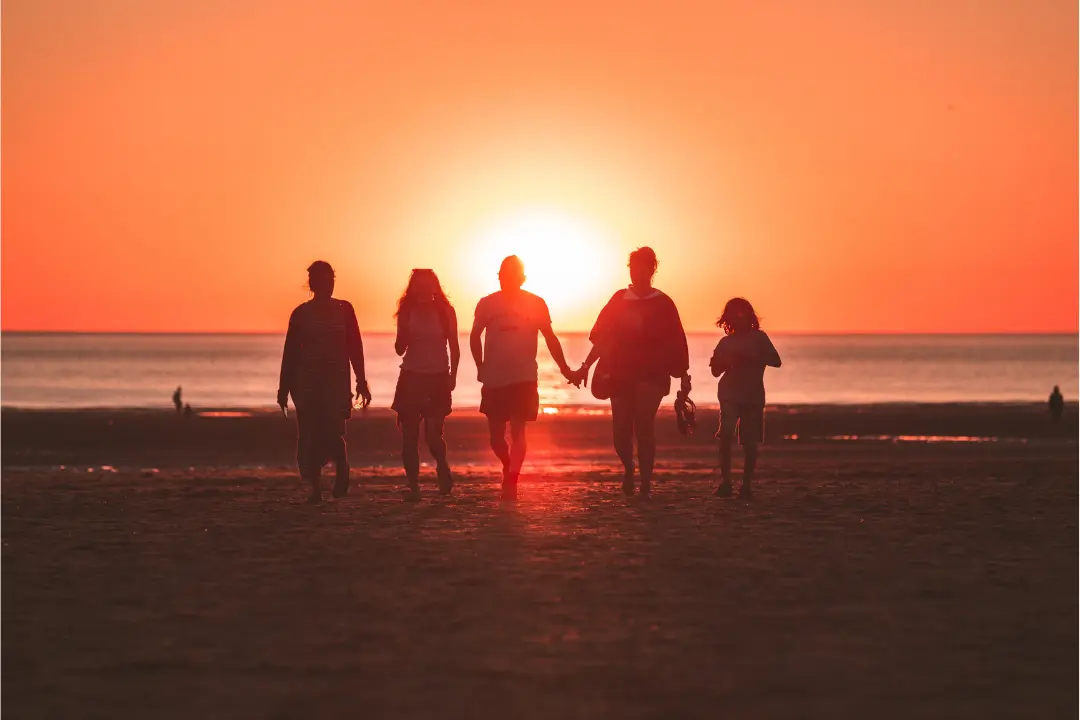 Imagem do papel da família e amigos para ajudar o viciado em jogos.
