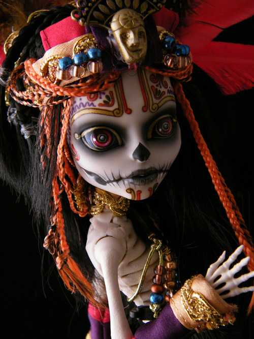 monster-hgih-skeleta
