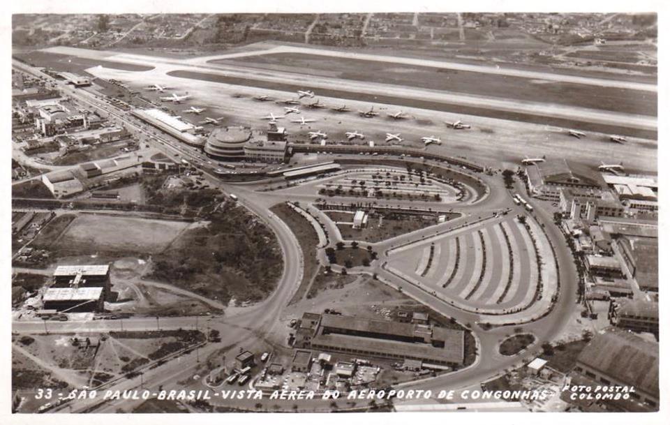 Vista aérea do Aeroporto de Congonhas na década de 1950